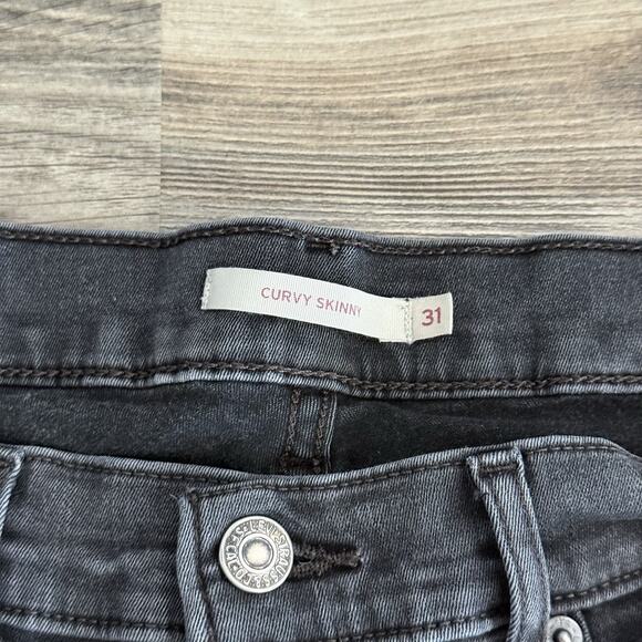 Levi’s Women’s Black Curvy Skinny Distressed Jeans Size 31 Denim - Picture 4 of 6